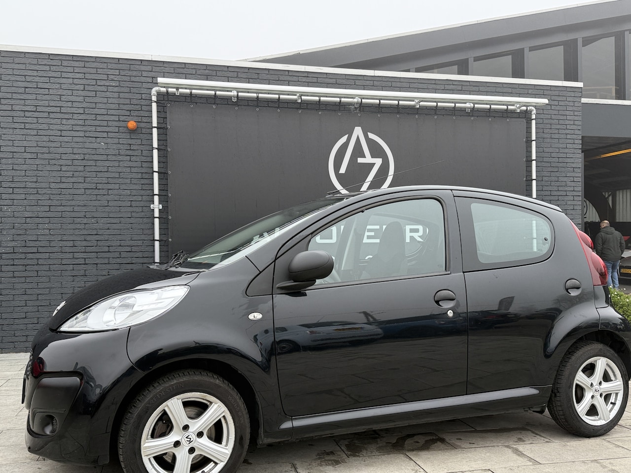 Peugeot 107 - 1.0 Access Accent Airco! - AutoWereld.nl