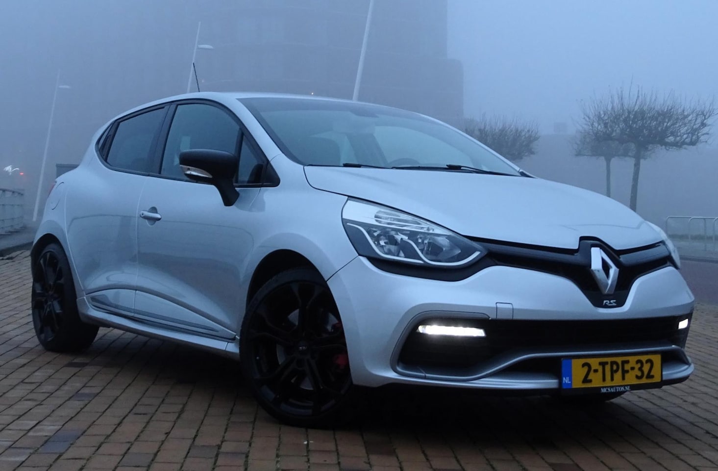 Renault Clio - 1.6 R.S. Leer Navi NL Auto 2e Eig met historie - AutoWereld.nl