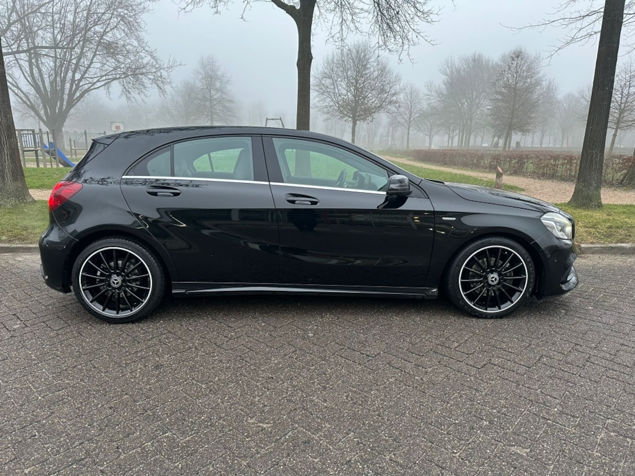 Mercedes-Benz A-klasse - 180 180 - AutoWereld.nl