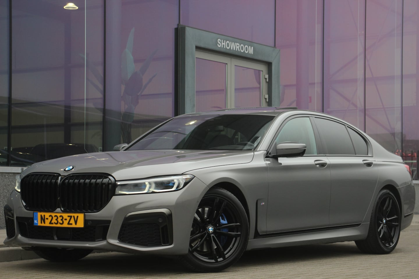 BMW 7-serie - 730d High Executive M-Sport | Entertainment | Achterasbesturing - AutoWereld.nl