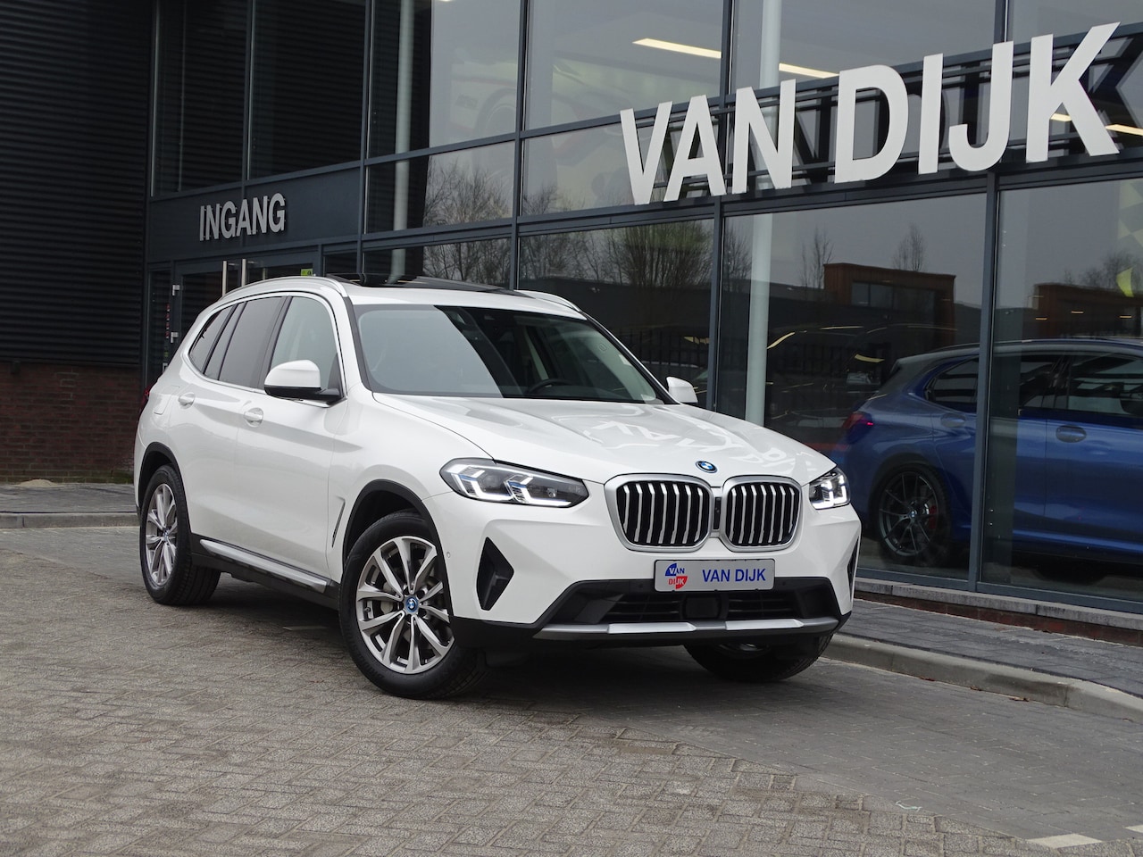 BMW X3 - xDrive30e High Exe. Pano.Dak Elek.Trekhaak. Elek,Stoelen Active Cruise. Ada.Led Park plus. - AutoWereld.nl