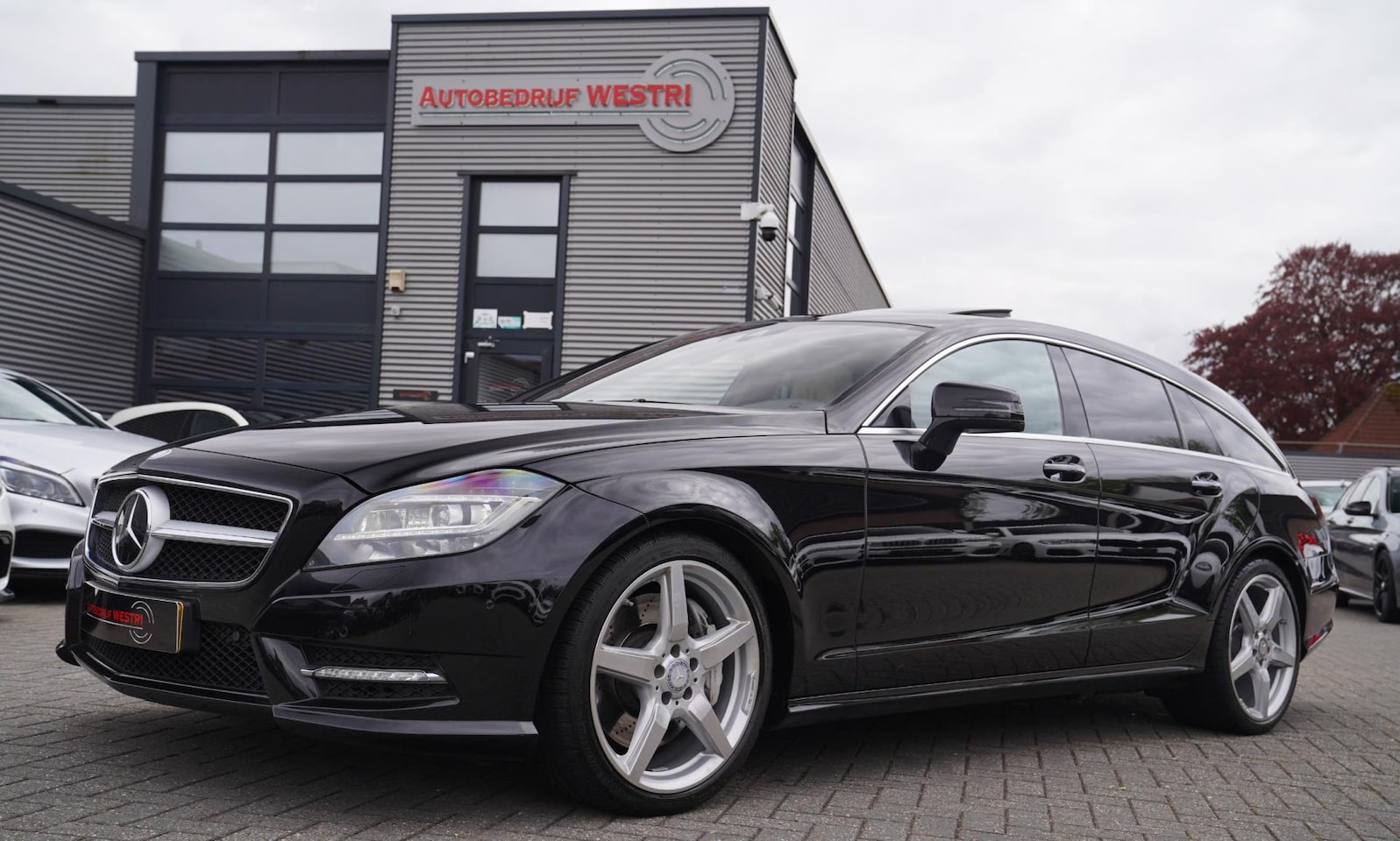 Mercedes-Benz CLS-klasse - 500 | AMG | Bang&Olufsen | Schuif/kanteldak | Apple Carplay | Massage Stoelen | Dealer ond - AutoWereld.nl