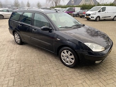 Ford Focus Wagon - 1.6-16V Collection