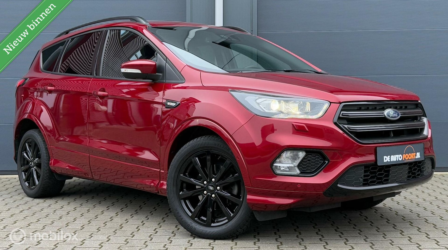 Ford Kuga - 1.5 EcoBoost ST Line Pano.dak/Trekhaak/ACC/Lane/Sony - AutoWereld.nl