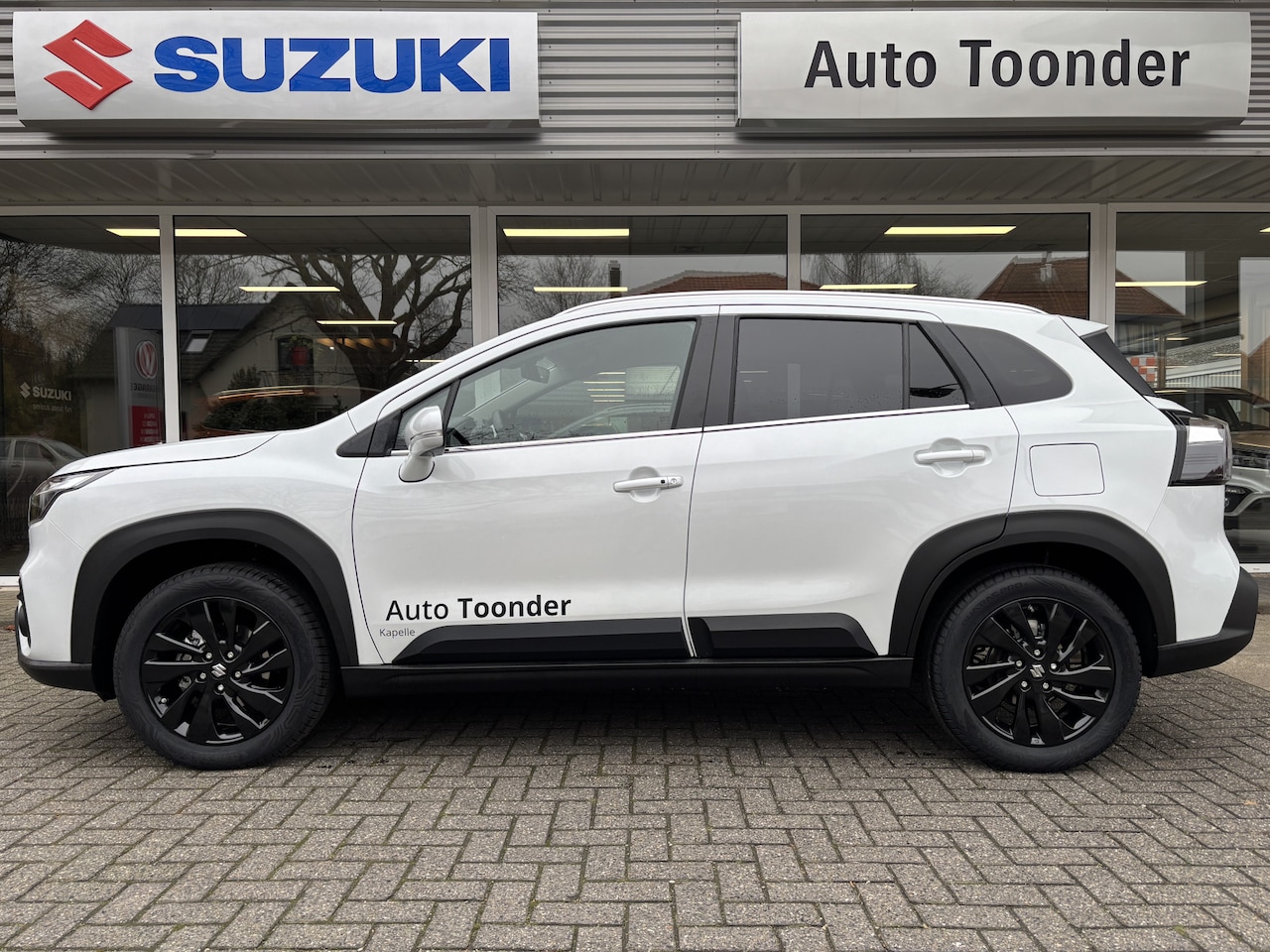 Suzuki S-Cross - 1.4 Boosterjet Select Smart Hybrid/Black Pack - AutoWereld.nl