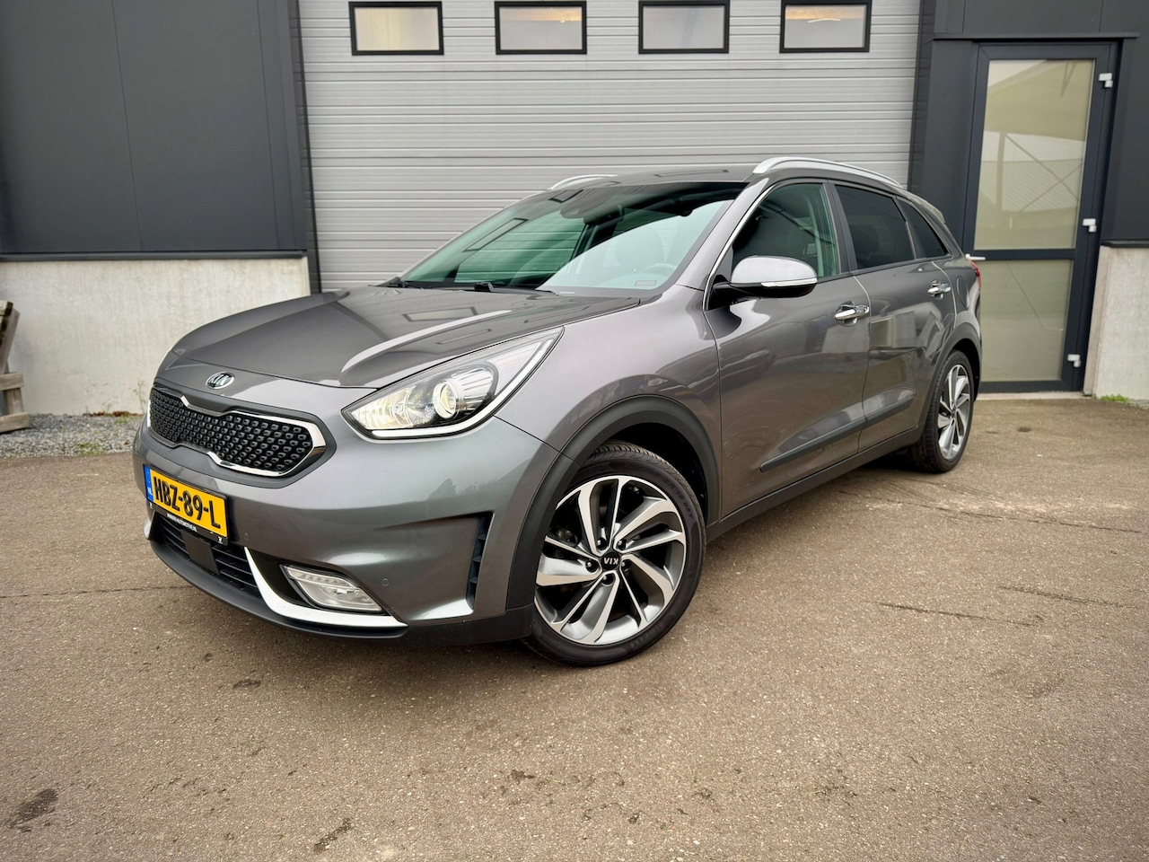 Kia Niro - 1.6 GDi Hybrid / LUXE / ALL IN PRIJS - AutoWereld.nl