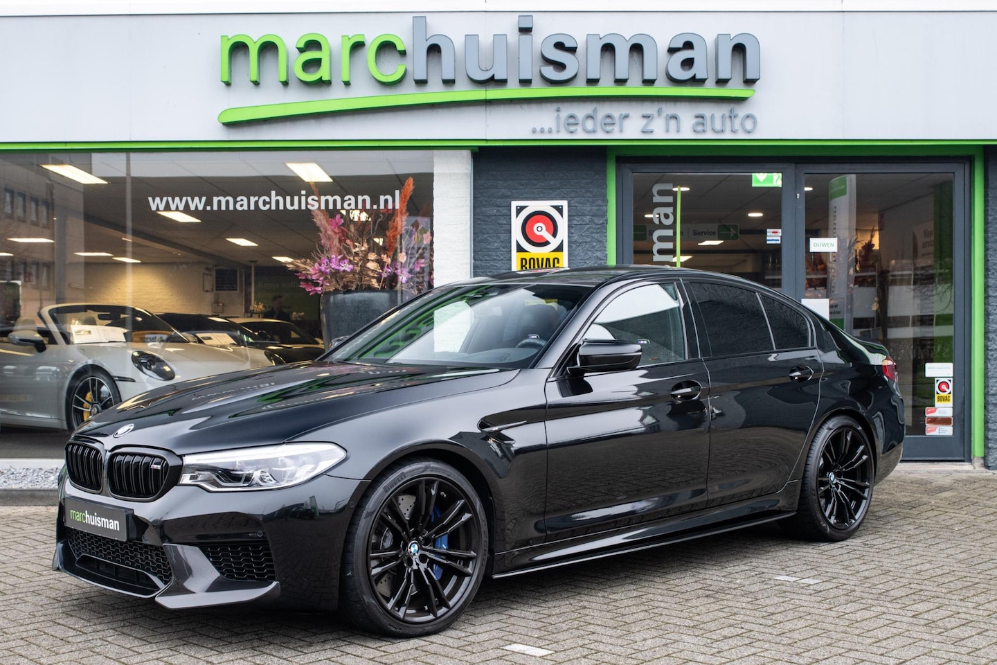 BMW M5 - 5-serie / HARMAN KARDON / HEAD-UP / 20 INCH - AutoWereld.nl