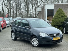 Volkswagen Polo - 1.2-12V Comfortline | APK 12-2025