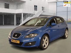 Seat Leon - 1.8 TFSI Businessline High/AUT/XENON/NAVI/PSENSOR/STOELVERW