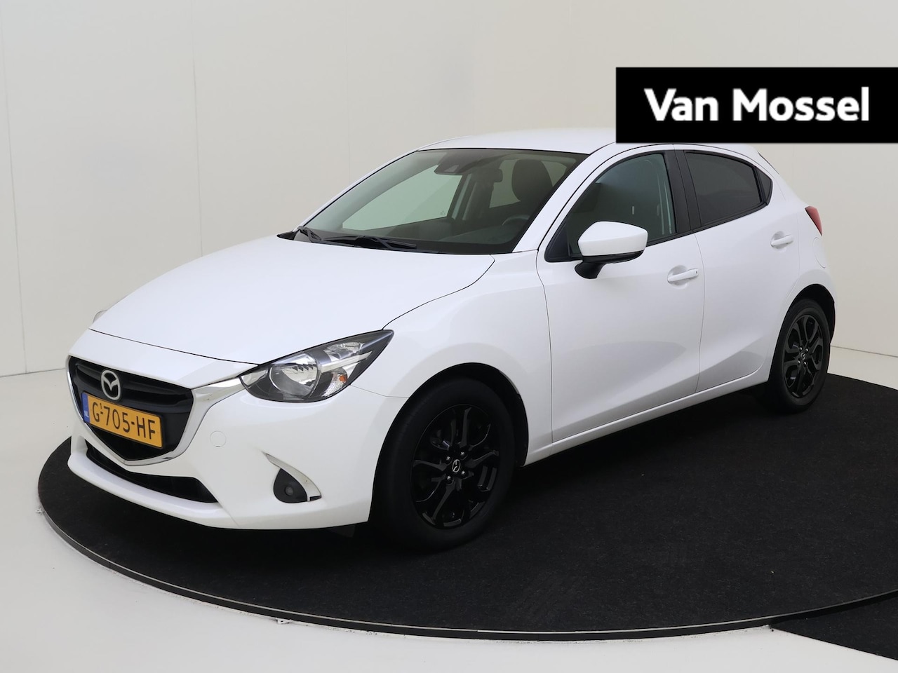 Mazda 2 - 1.5 Skyactiv-G Sport Selected | Navigatie | Parkeercamera - AutoWereld.nl