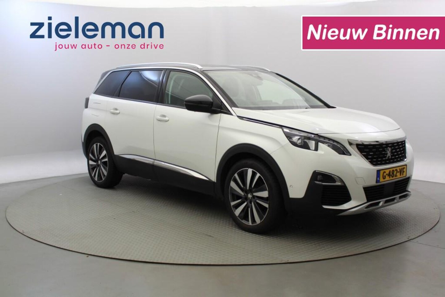 Peugeot 5008 - 1.2 PureTech Premium Automaat - Leer - AutoWereld.nl