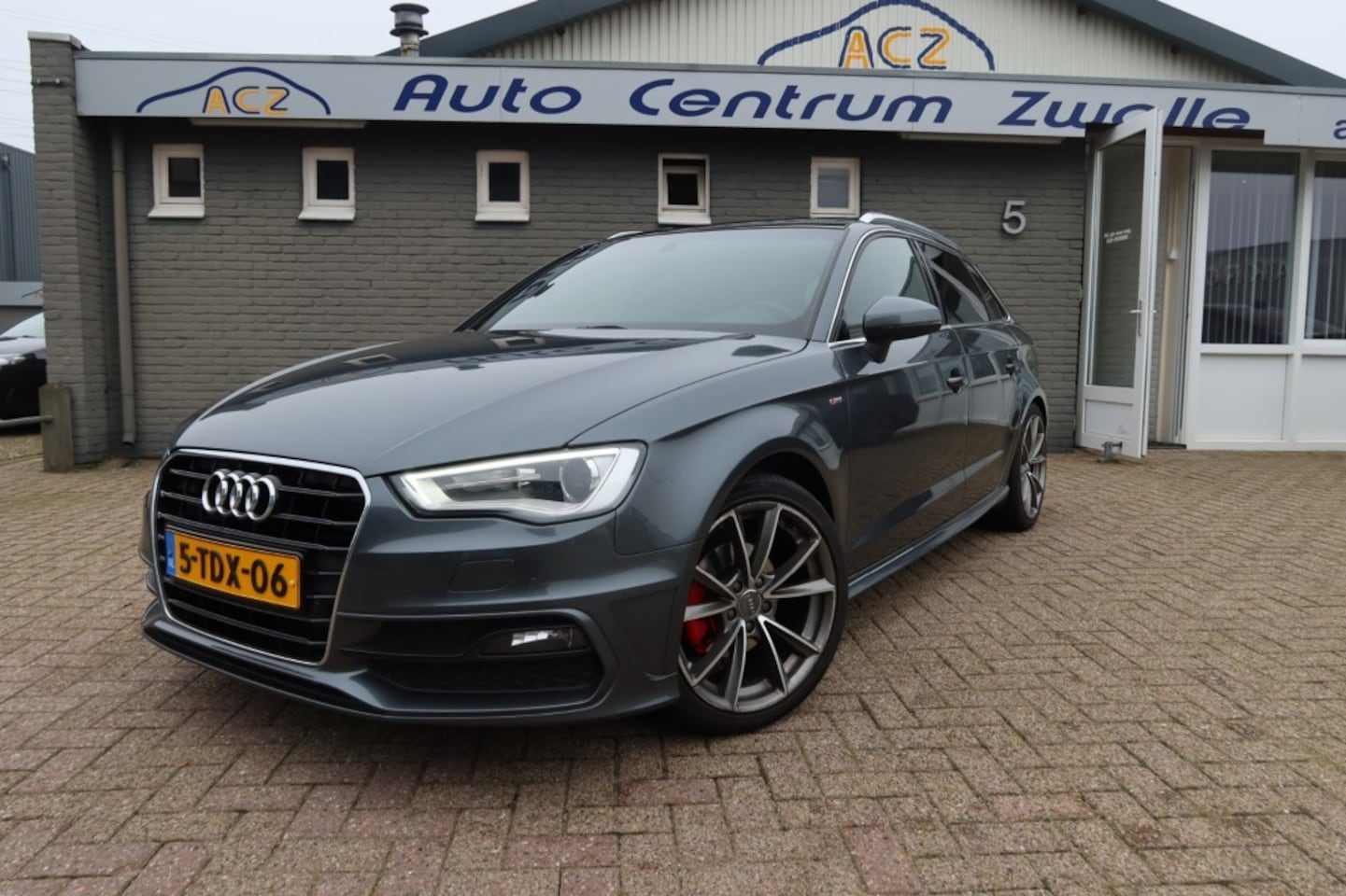 Audi A3 - 1.4 TFSI  2 x  S-LINE , NAVI , PANO, - AutoWereld.nl