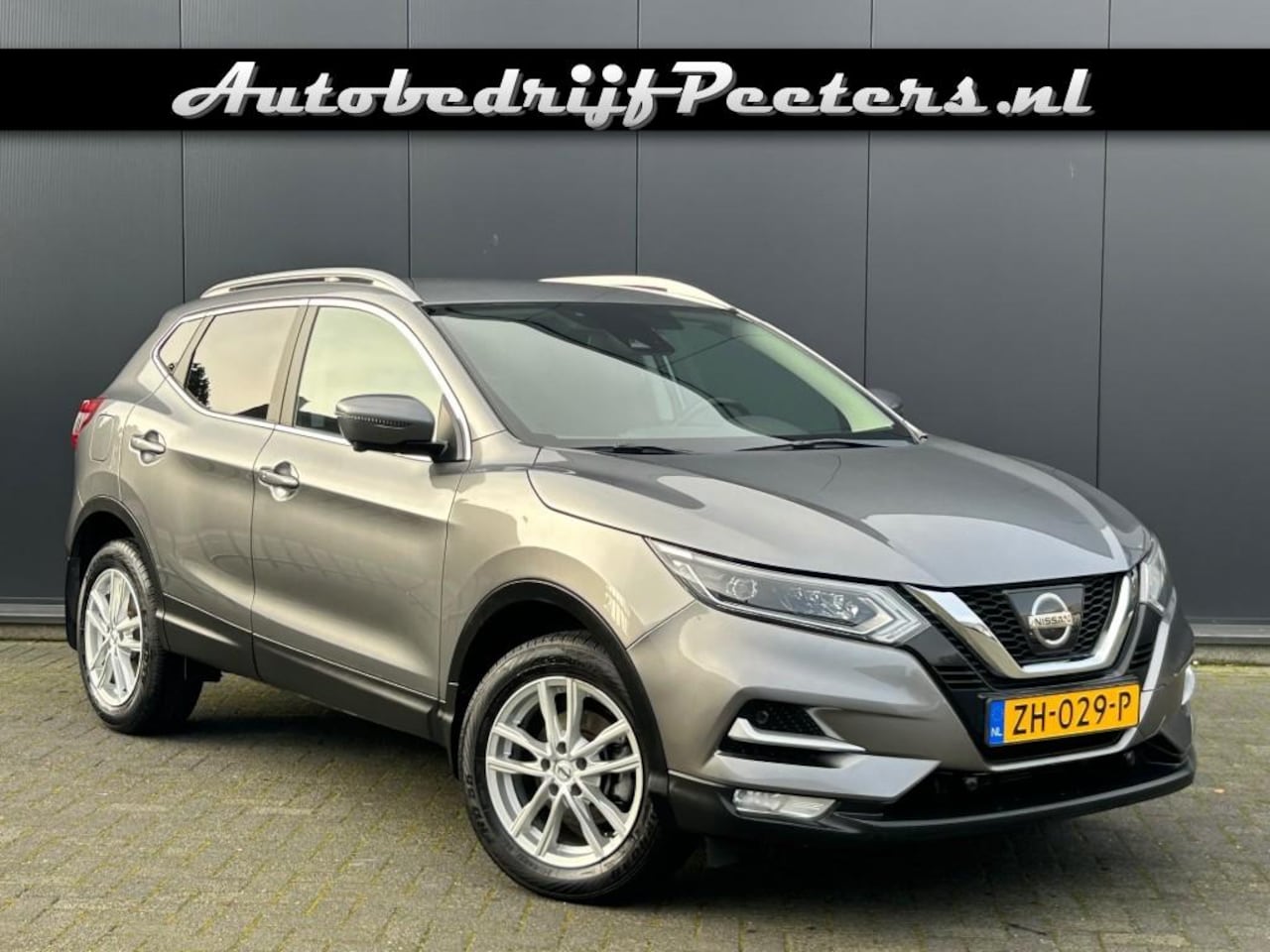 Nissan Qashqai - 1.2 Navigatie LED Cruise 360-Camera P.glas Trekhaak - AutoWereld.nl