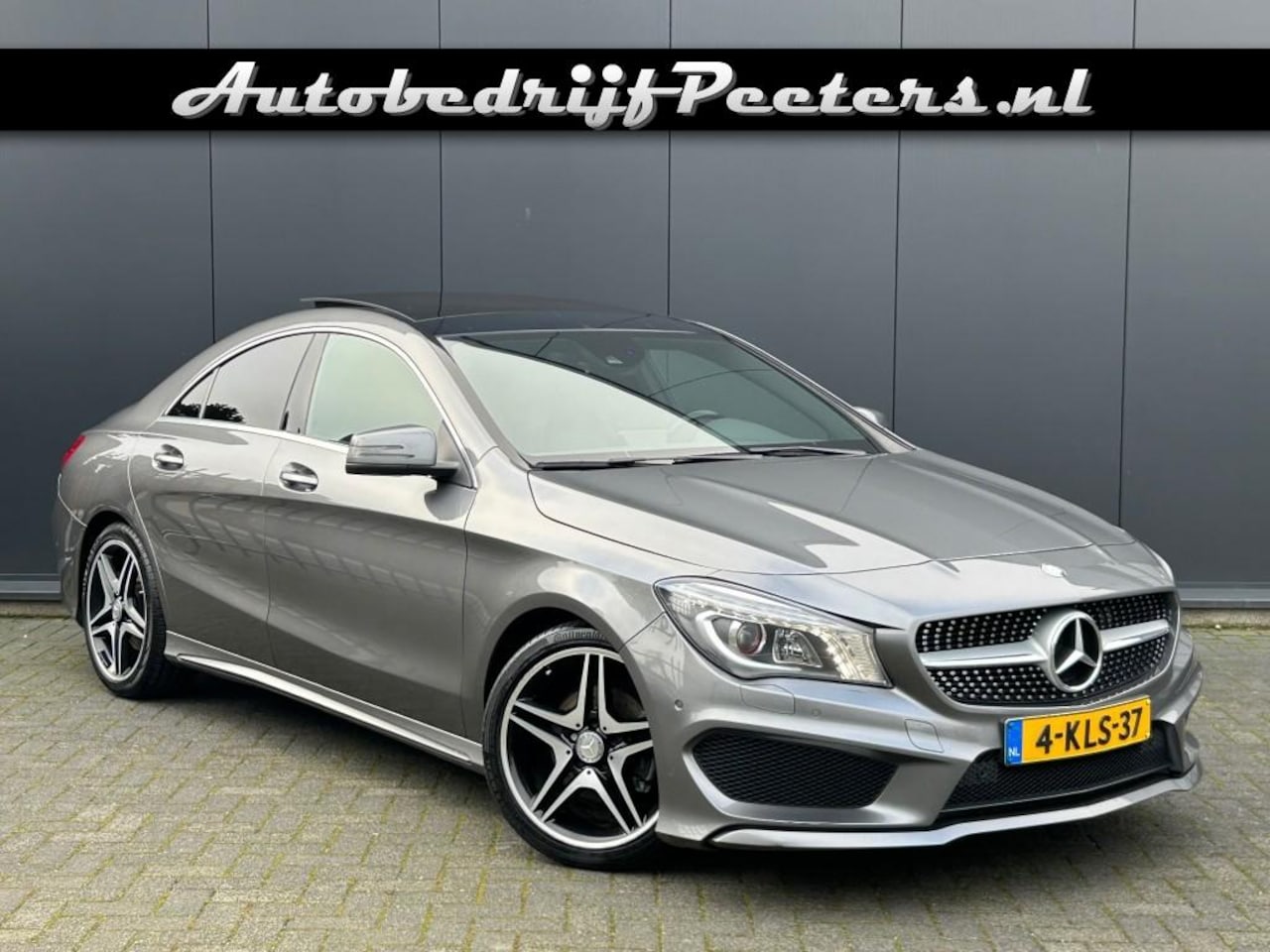 Mercedes-Benz CLA-Klasse - CLA 200 AMG Aut-7 Panoramadak Leder Navi Xenon NL-auto - AutoWereld.nl