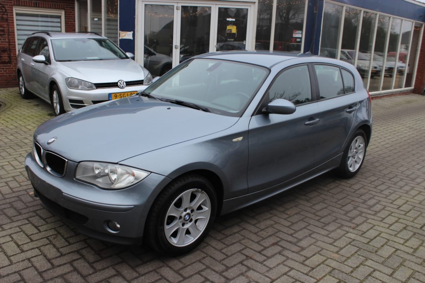 BMW 1-serie - 116i High Executive 116I HIGH EXECUTIVE, nieuwe apk - AutoWereld.nl