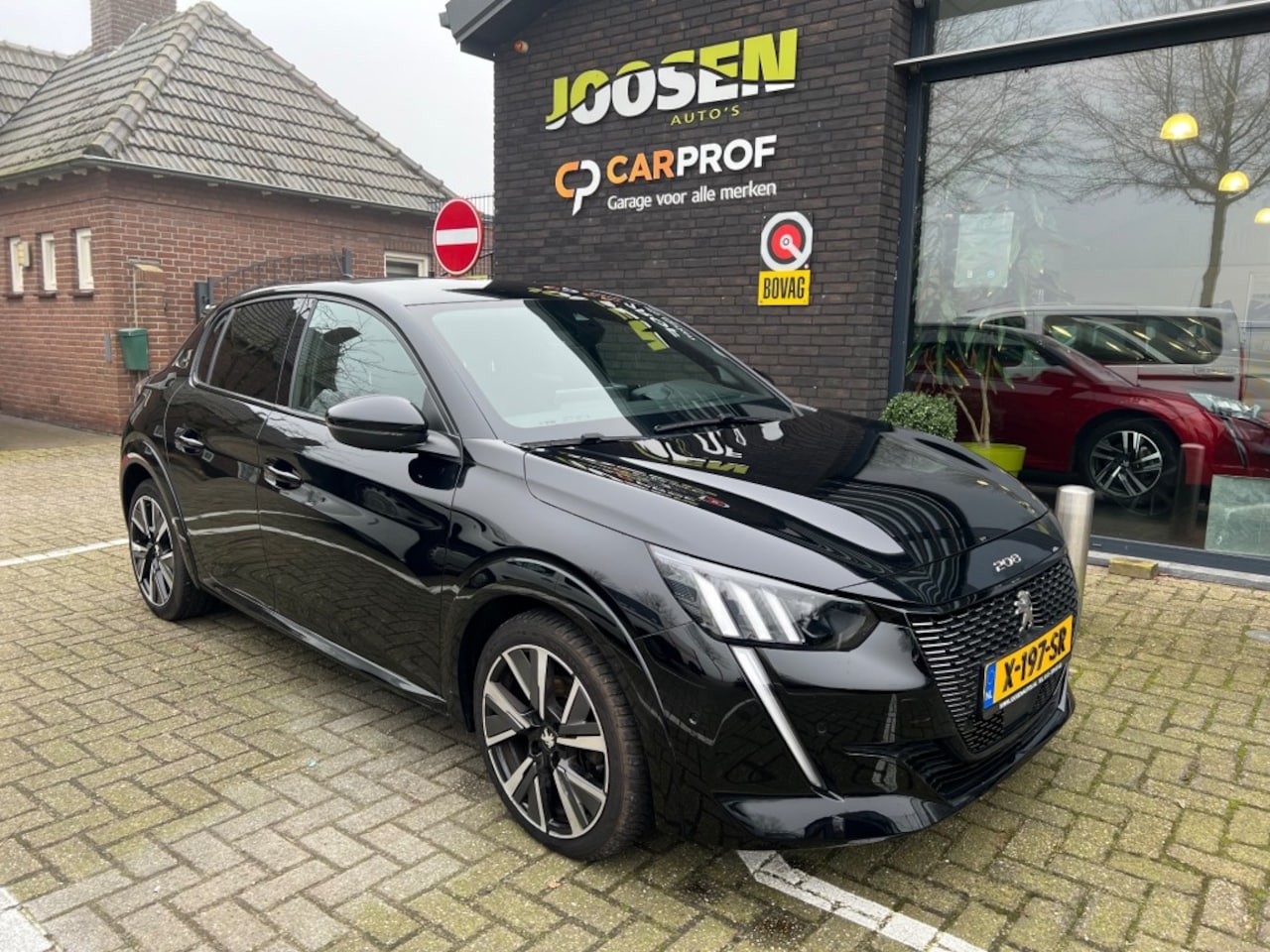 Peugeot 208 - 1.2 PureTech GT Pack 1.2 PURETECH GT PACK - AutoWereld.nl