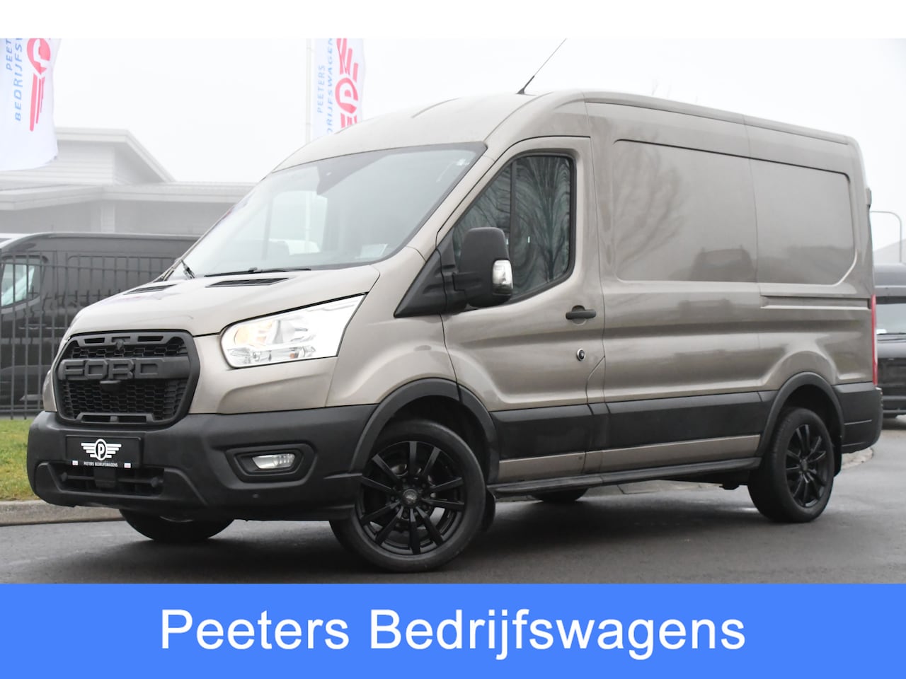 Ford Transit - 2.0 TDCI L2H2 Raptor Edition Camera, Cruise, Sensoren, 130PK, Trekhaak, Airco,  Uniek! - AutoWereld.nl