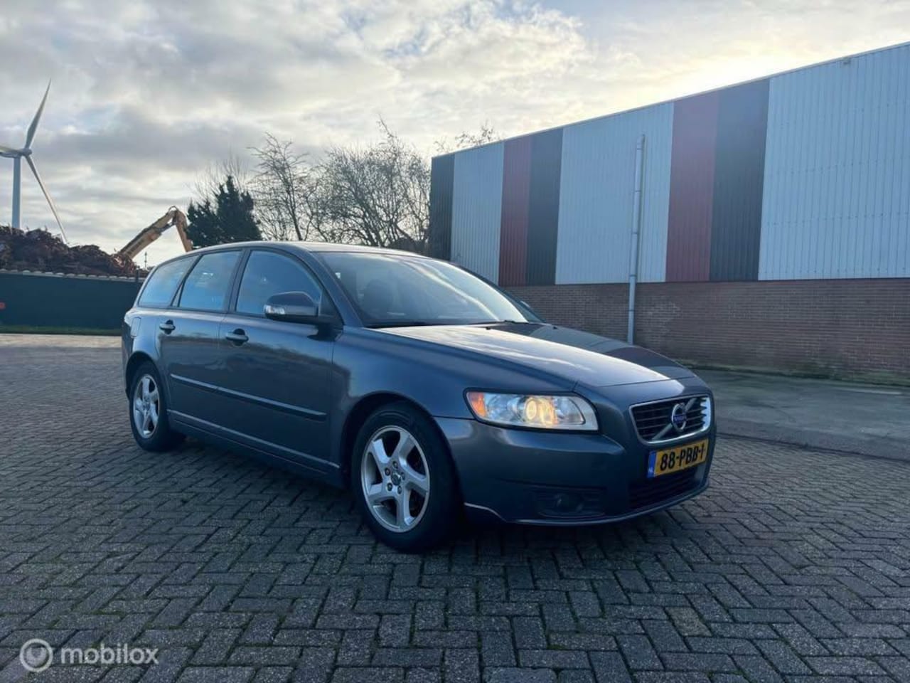 Volvo V50 - 1.6 D2 S/S Kinetic diesel | 2011| apk | trekhaak - AutoWereld.nl