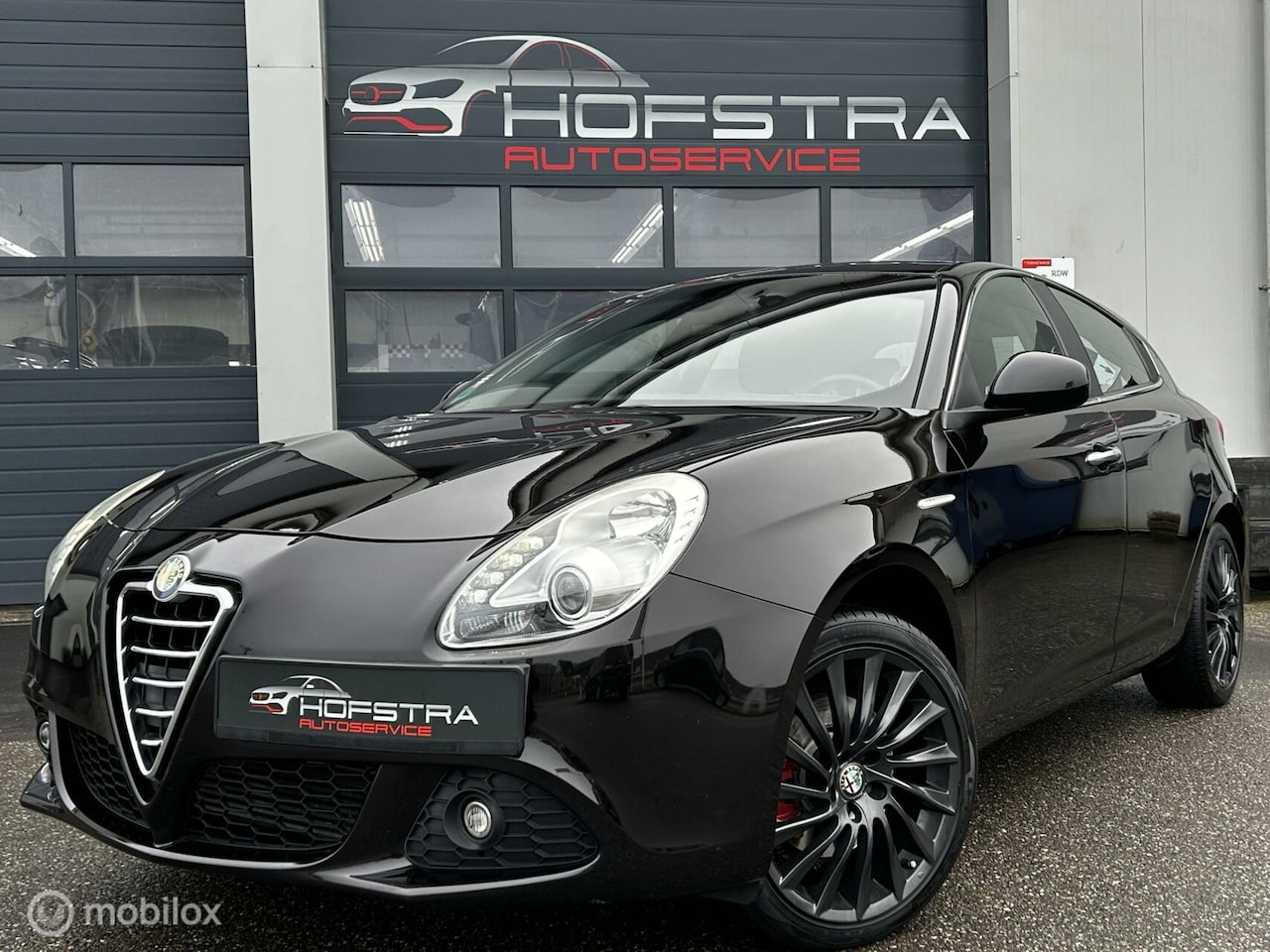 Alfa Romeo Giulietta - 1.4 T Automaat Navi Clima Cruise Trekhk! - AutoWereld.nl