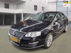 Volkswagen Passat - 2.0 FSI Comfortline/NAVI/CRUISE/AIRCO/TREKHAAK