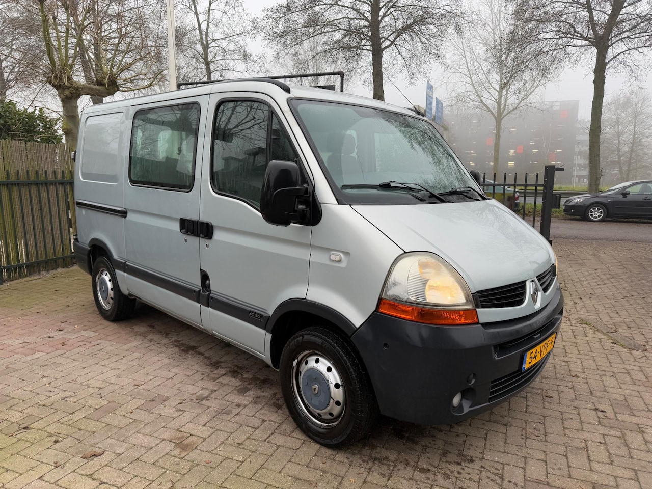 Renault Master Pro - T28 2.5 dCi L1H1 DC Airco Koppeling 30procent Marge - AutoWereld.nl