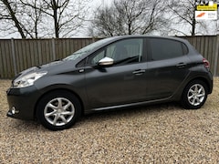 Peugeot 208 - 1.2 PureTech Style Navigatie & Cruise controle