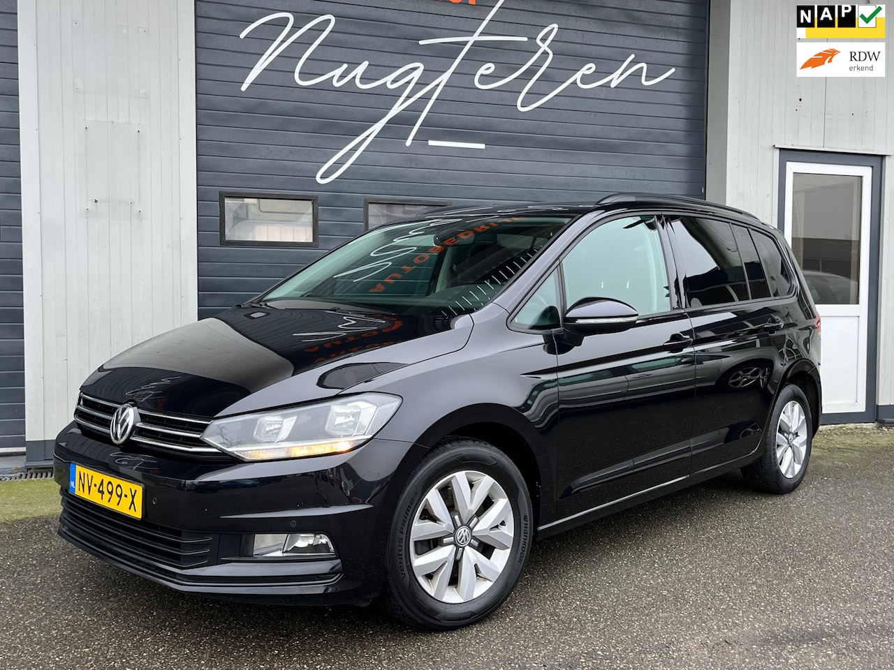 Volkswagen Touran - 1.2 TSI Comfortline Camera Clima DAB Trekhaak - AutoWereld.nl