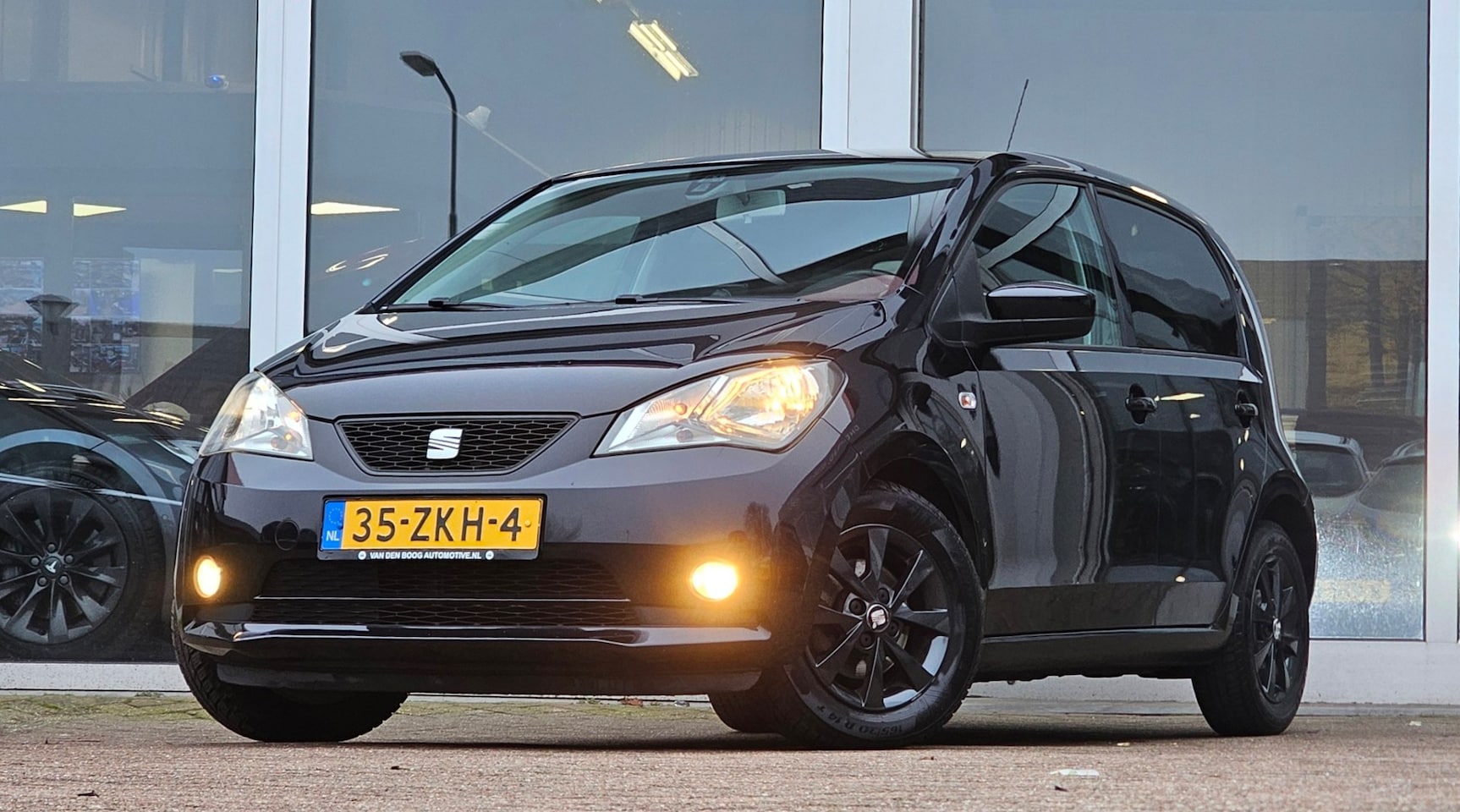 Seat Mii - 1.0 Style Sport Airco PDC Cruise 2e Eigenaar Boardcomputer - AutoWereld.nl