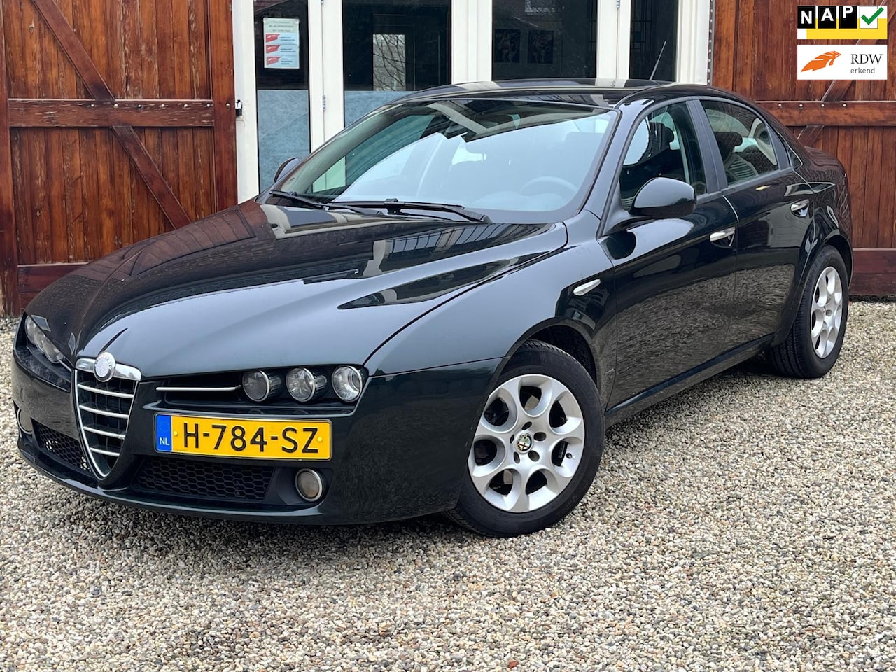 Alfa Romeo 159 - 1.9 JTD met zesbak en nieuwe APK - AutoWereld.nl