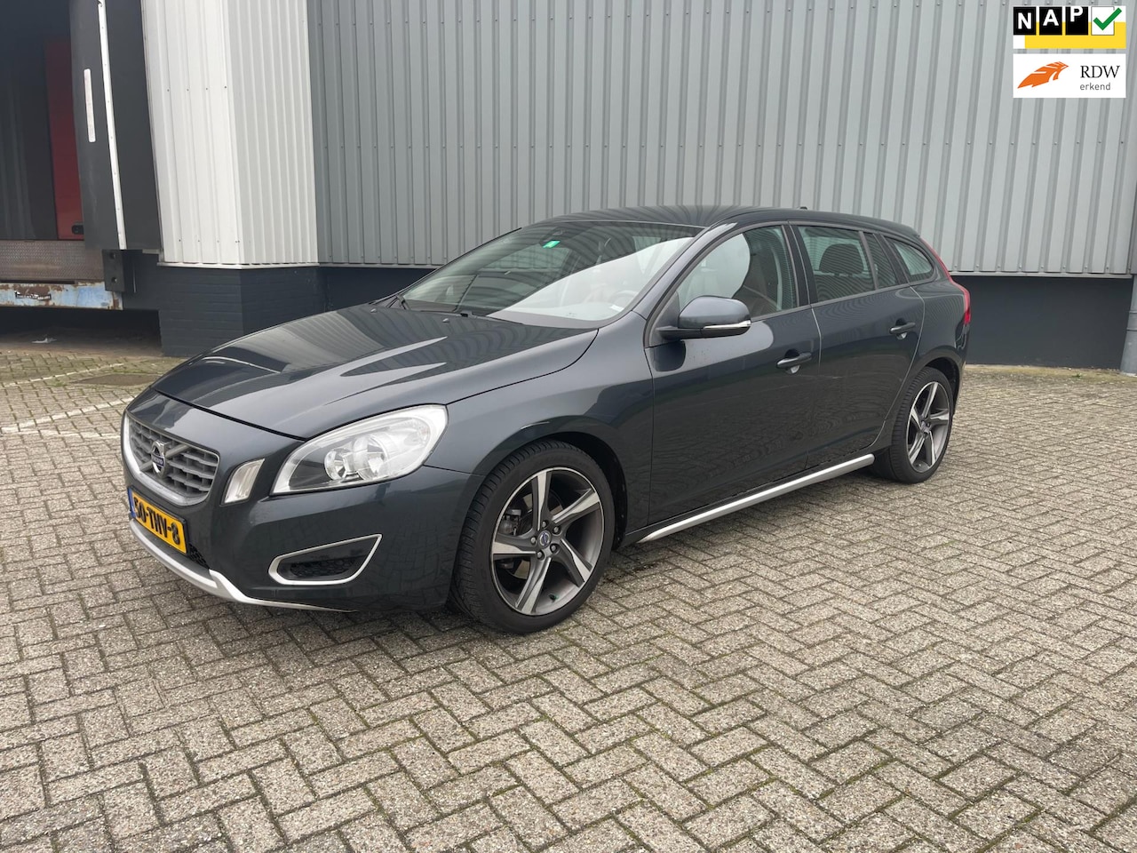 Volvo V60 - 1.6 DRIVe Kinetic 1.6 DRIVe Kinetic - AutoWereld.nl