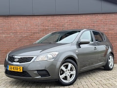 Kia Cee'd - 1.4 CVVT X-TRA | NL-AUTO | AIRCO | TREKHAAK