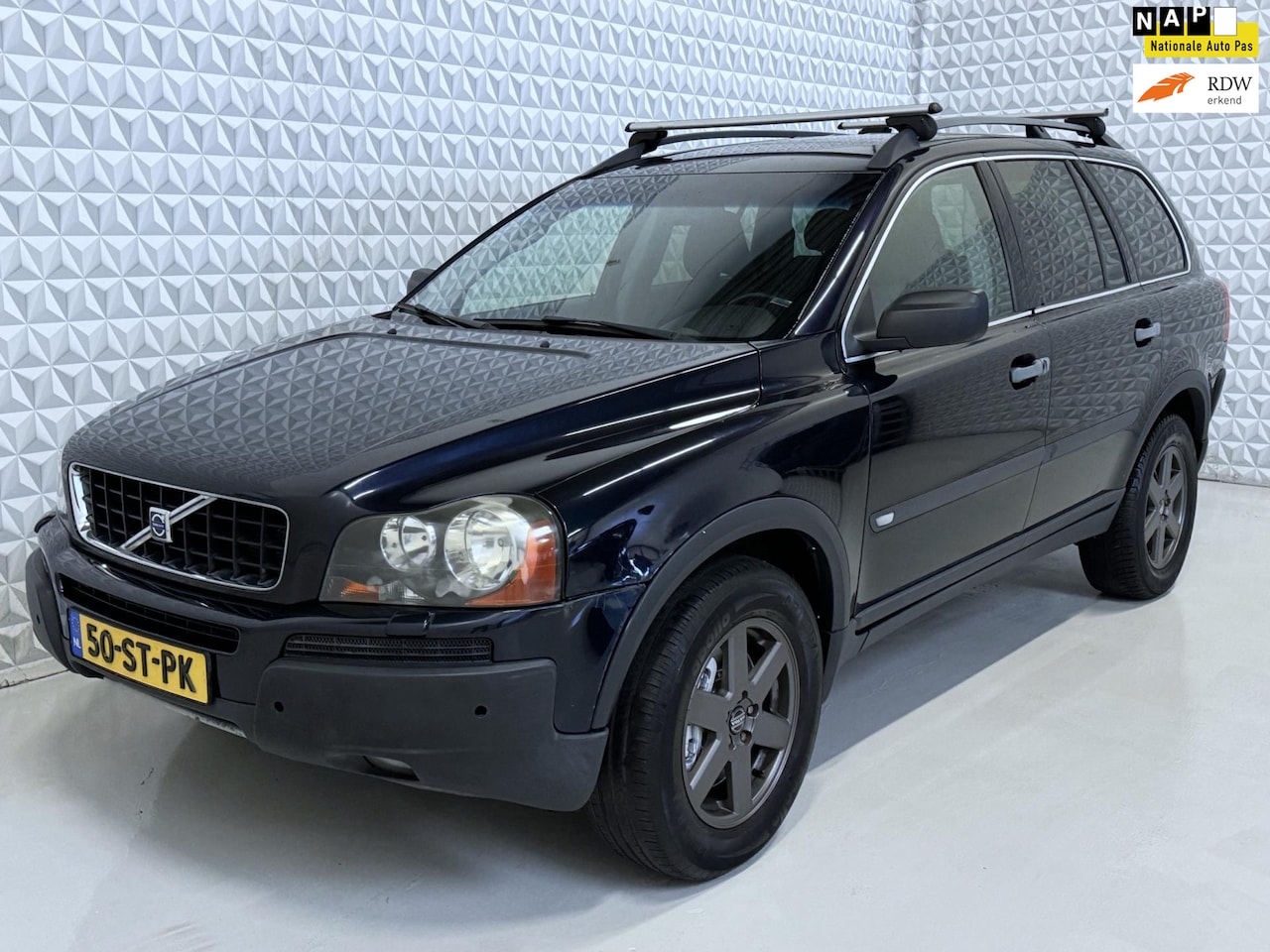 Volvo XC90 - 2.5 T Kinetic Automaat / 234.000km (2006) - AutoWereld.nl