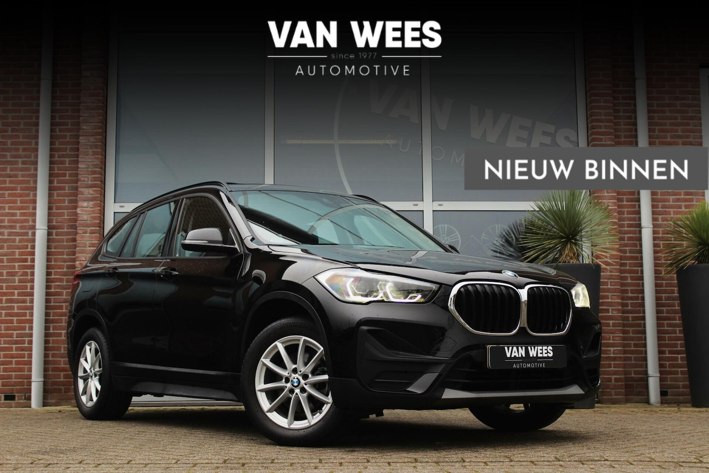 BMW X1 - sDrive18i F48 Executive Edition | NL auto | 1e eigenaar | Schuifdak | LED | Head-up | Came - AutoWereld.nl