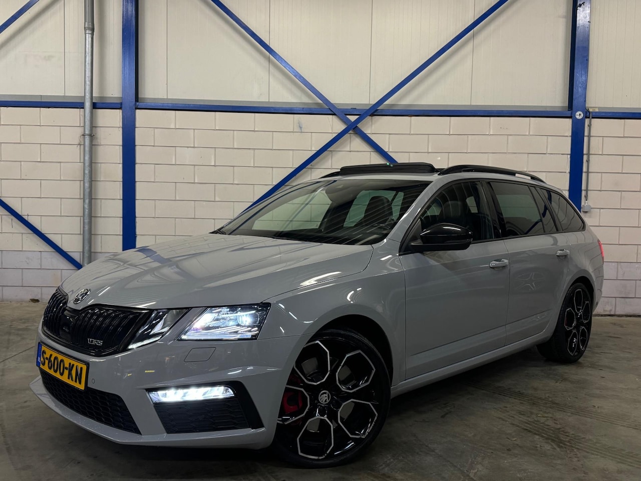 Skoda Octavia Combi - 2.0 TSI RS 245 NARDO|PANO|CANTON VOL! - AutoWereld.nl