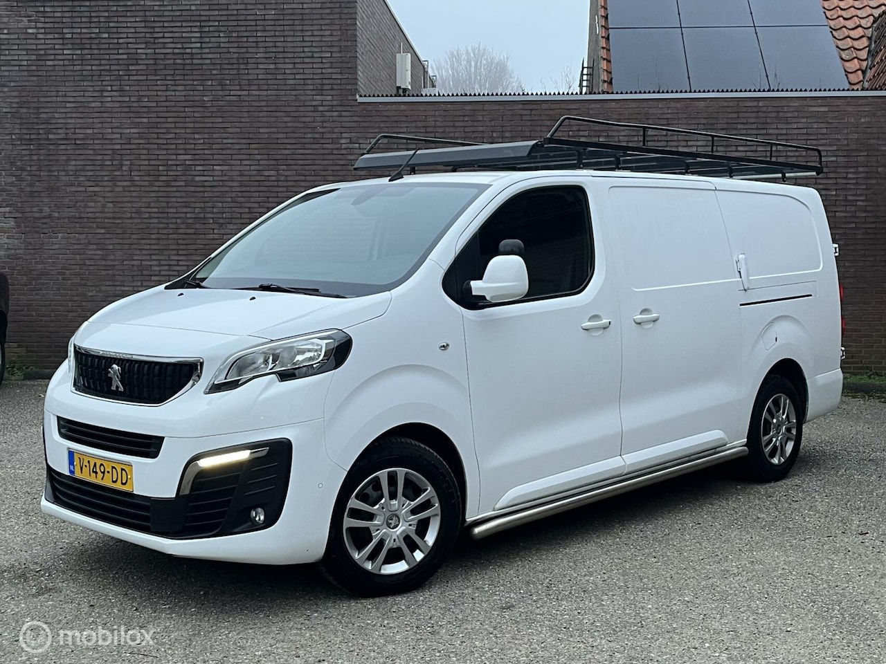 Peugeot Expert - Bestel 231L 2.0 BlueHDI 120 Premium - AutoWereld.nl