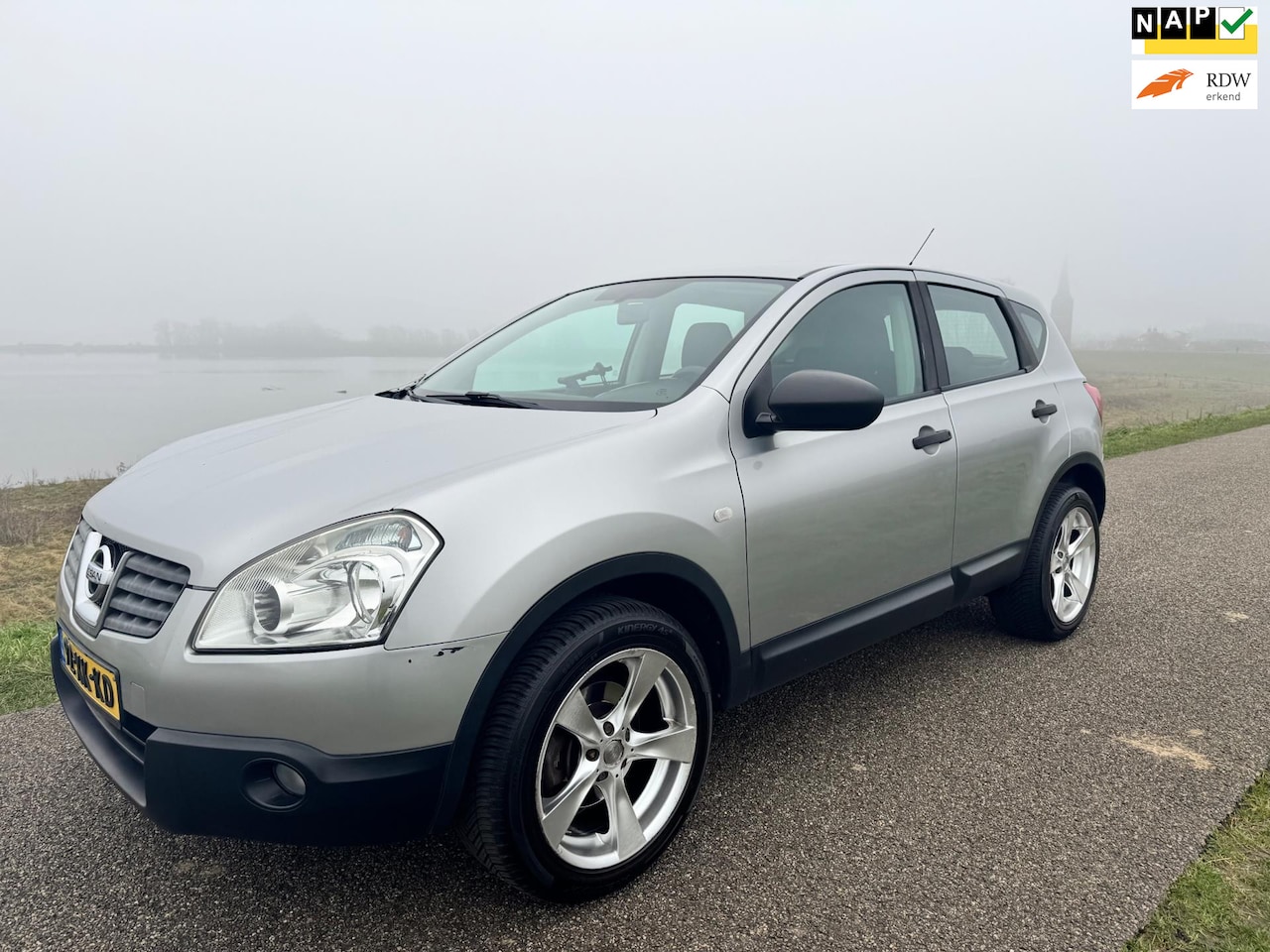 Nissan Qashqai - 1.6 Visia Airco - AutoWereld.nl