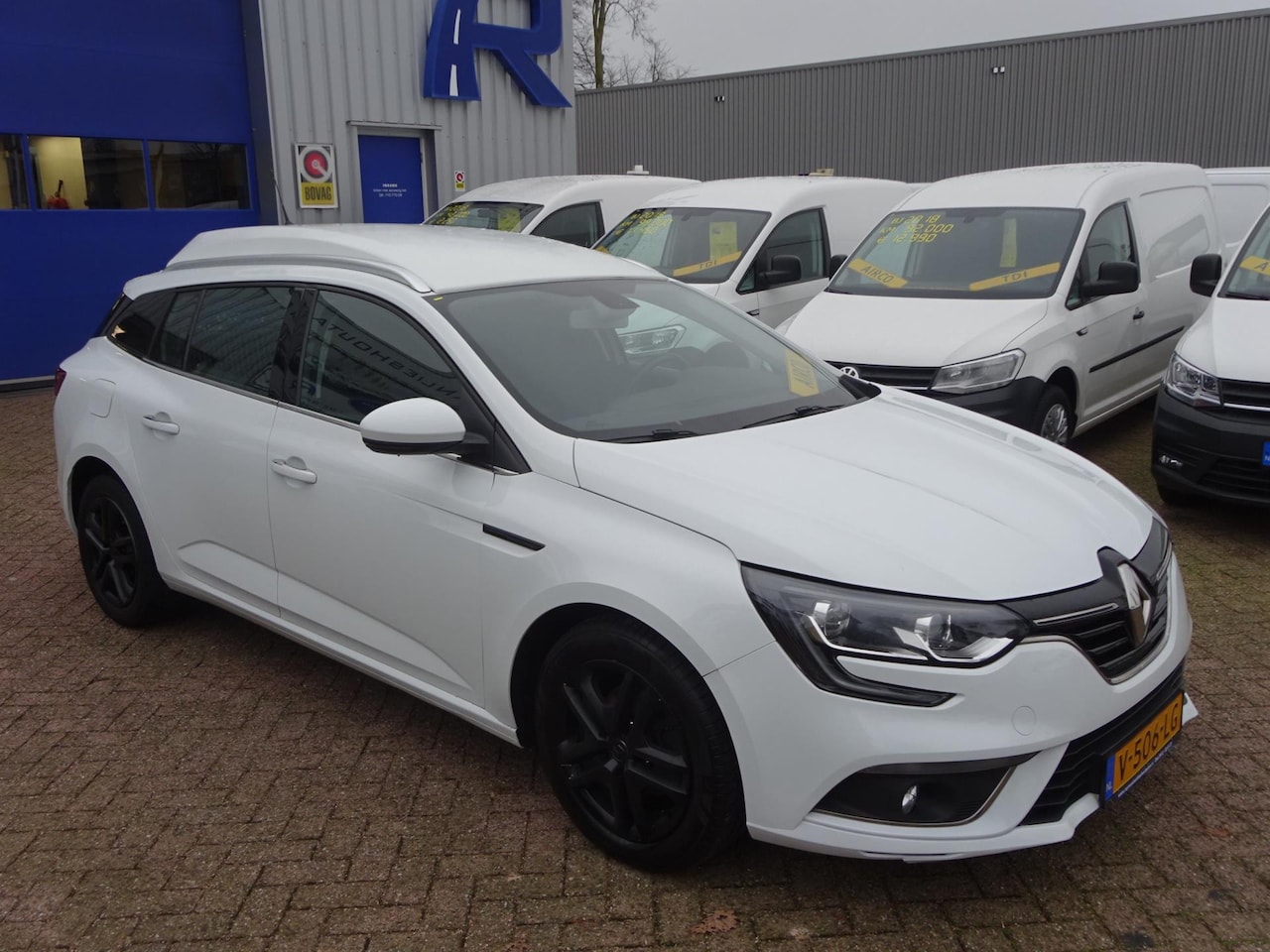 Renault Mégane - 1.5 DCI VAN Energy 110 PK NAVI CRUISE PDC - AutoWereld.nl