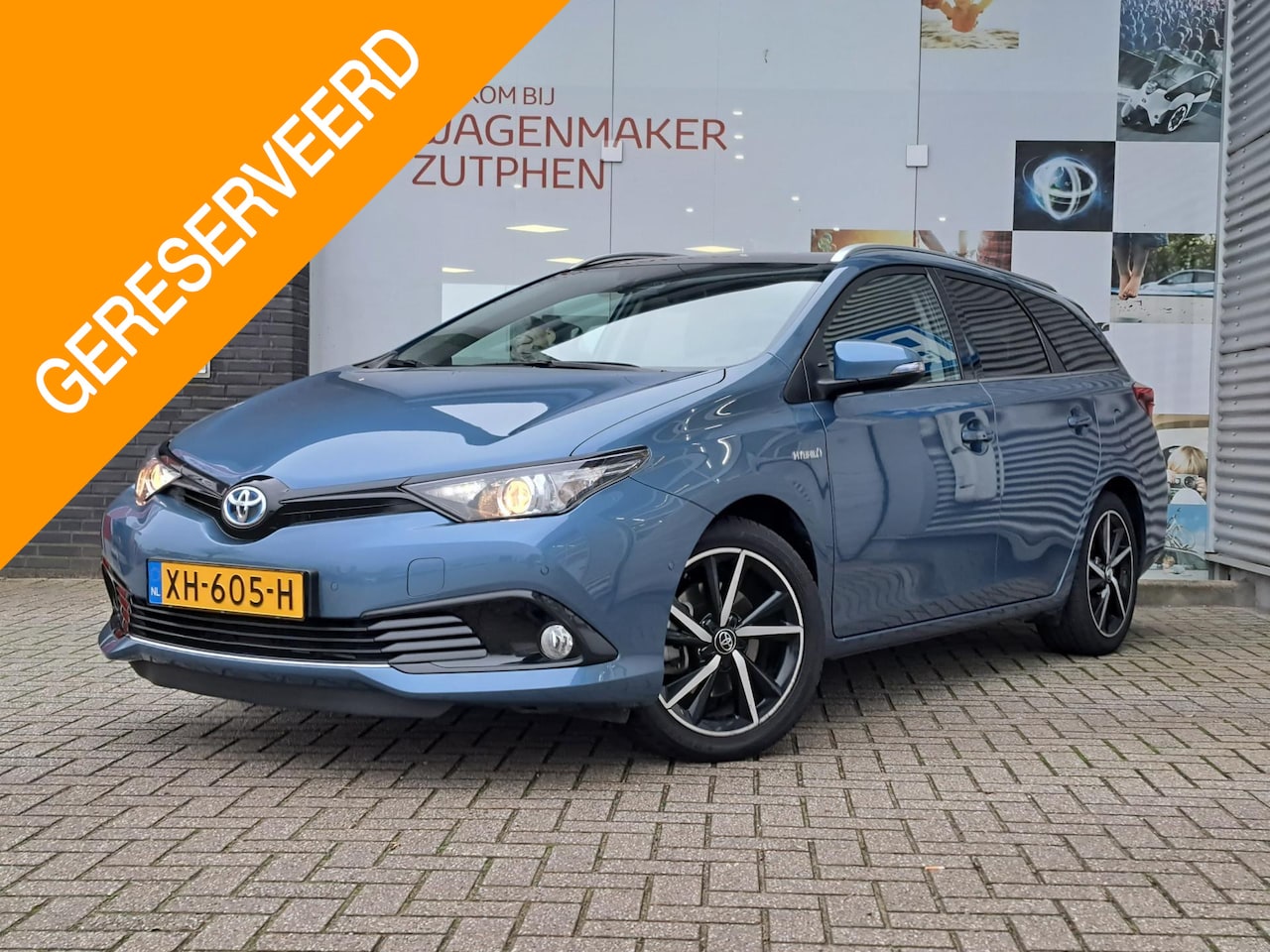 Toyota Auris Touring Sports - 1.8 Hybrid Dynamic Ultimate Automaat - AutoWereld.nl