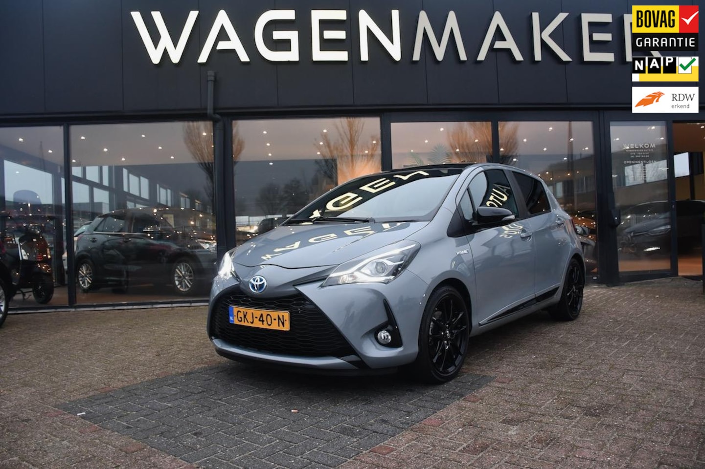 Toyota Yaris - 1.5 Hybrid GR-Sport Clima|Cruise|CAM|Carplay! - AutoWereld.nl