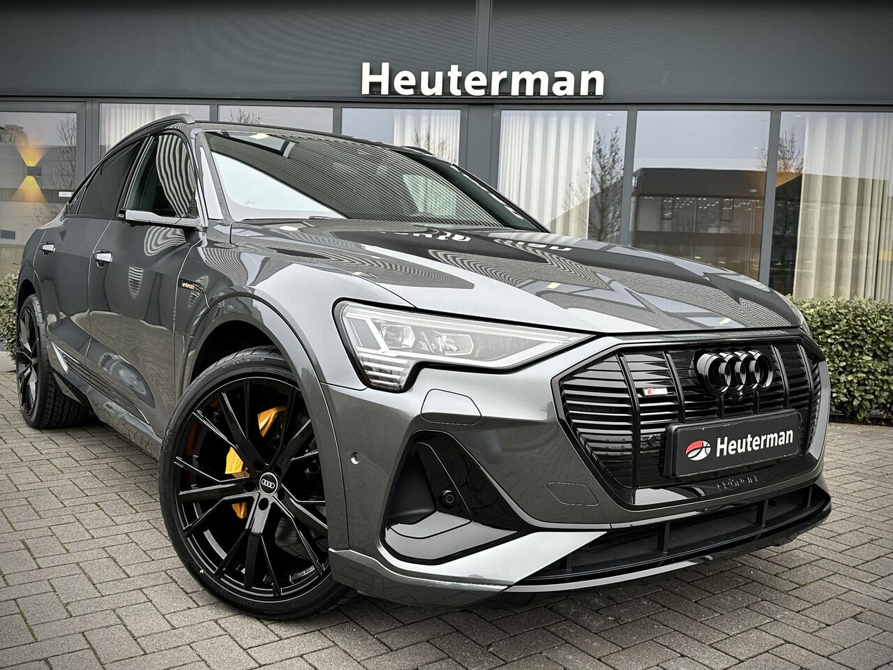 Audi e-tron Sportback - 50 Quattro S Edition/ Cameraspiegels/ Nachtzicht/ Black Ed. - AutoWereld.nl