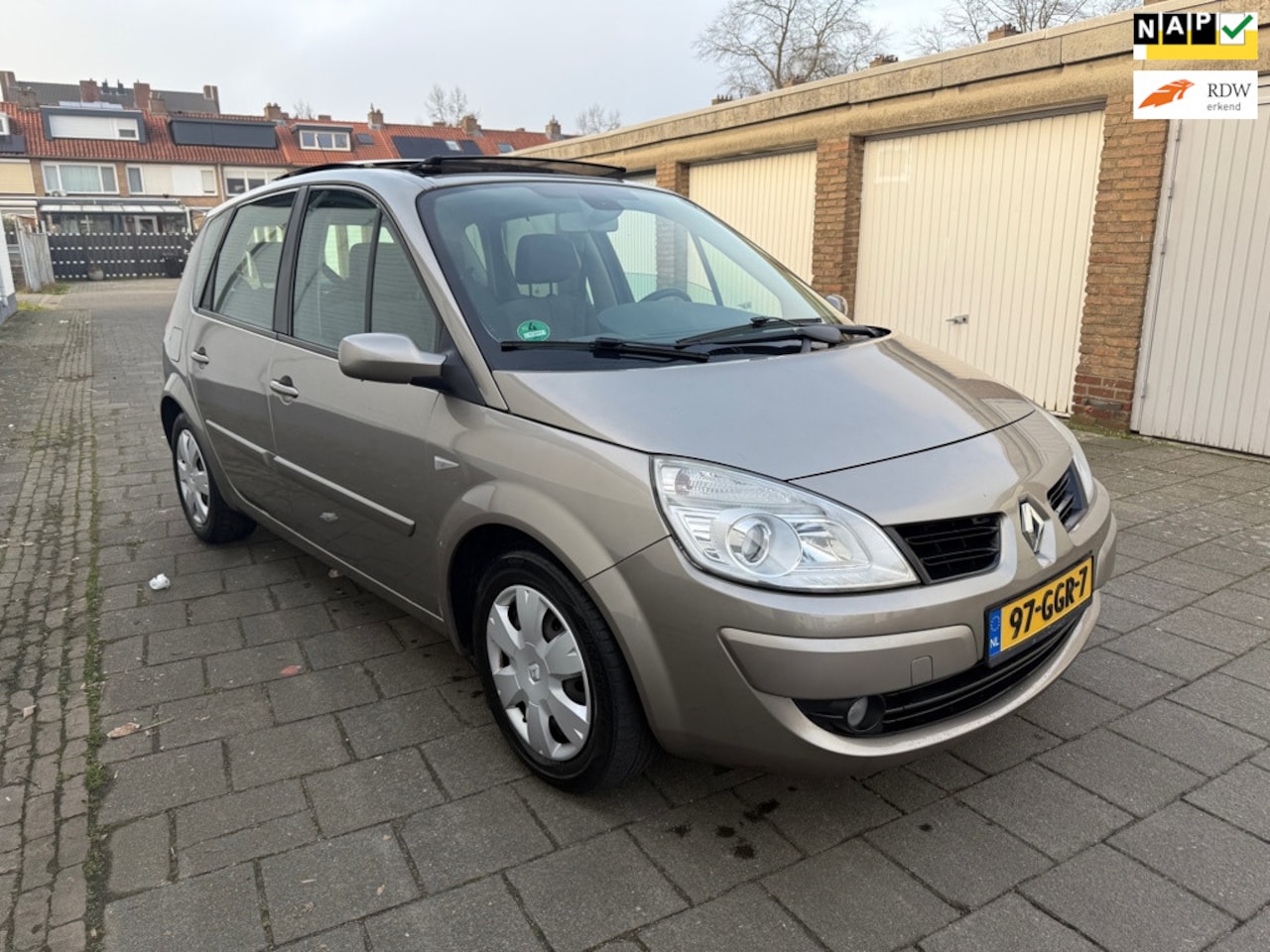 Renault Scénic - 2.0-16V Business Line 2.0-16V Business Line Nieuwe APK!** - AutoWereld.nl