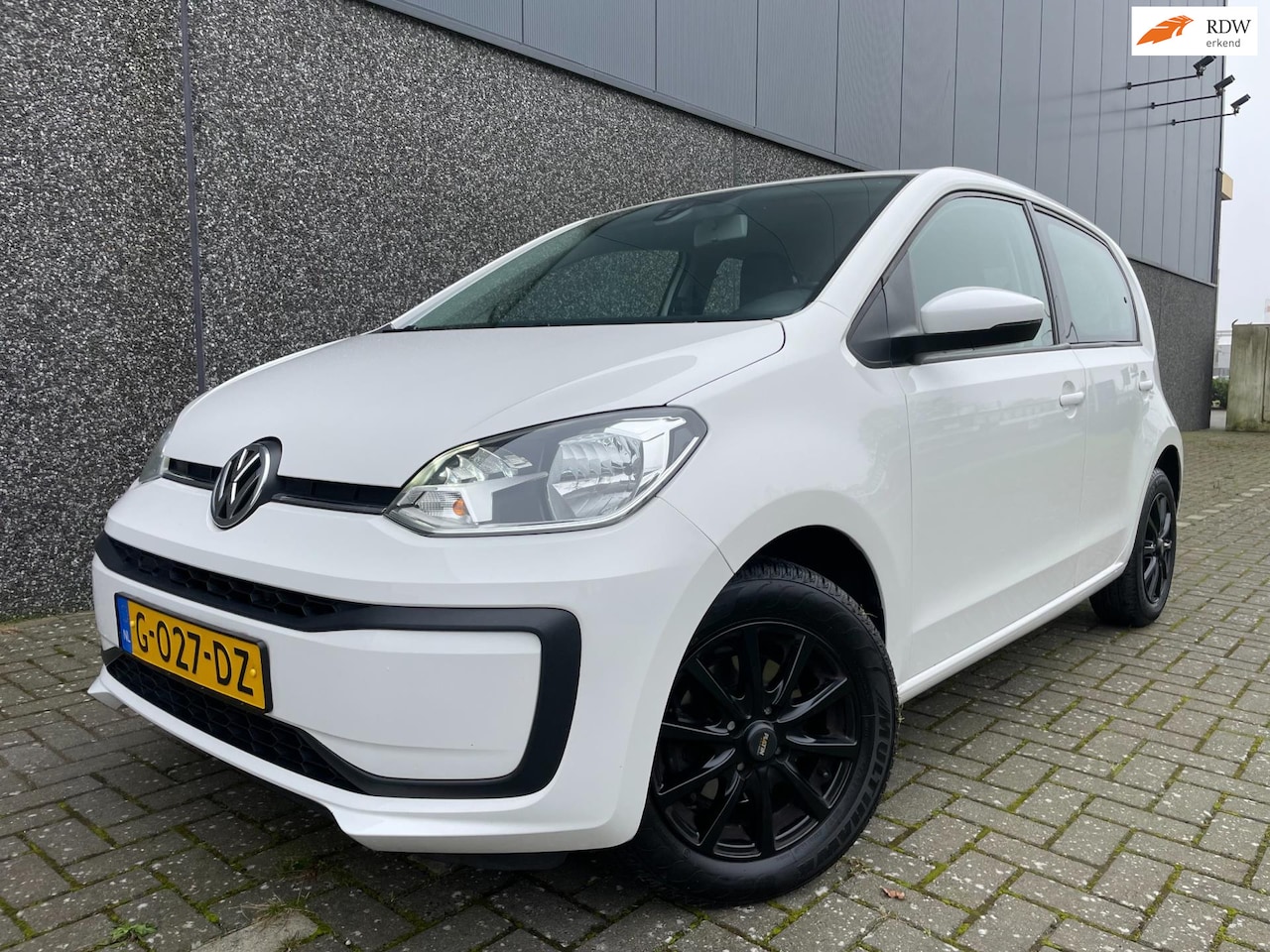 Volkswagen Up! - 1.0 BMT move up!/CAMERA/CRUISE/PDC/ - AutoWereld.nl