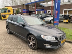 Volvo V70 - 2.0 T4 Inscription Edition 190PK Automaat VOL OPTIES