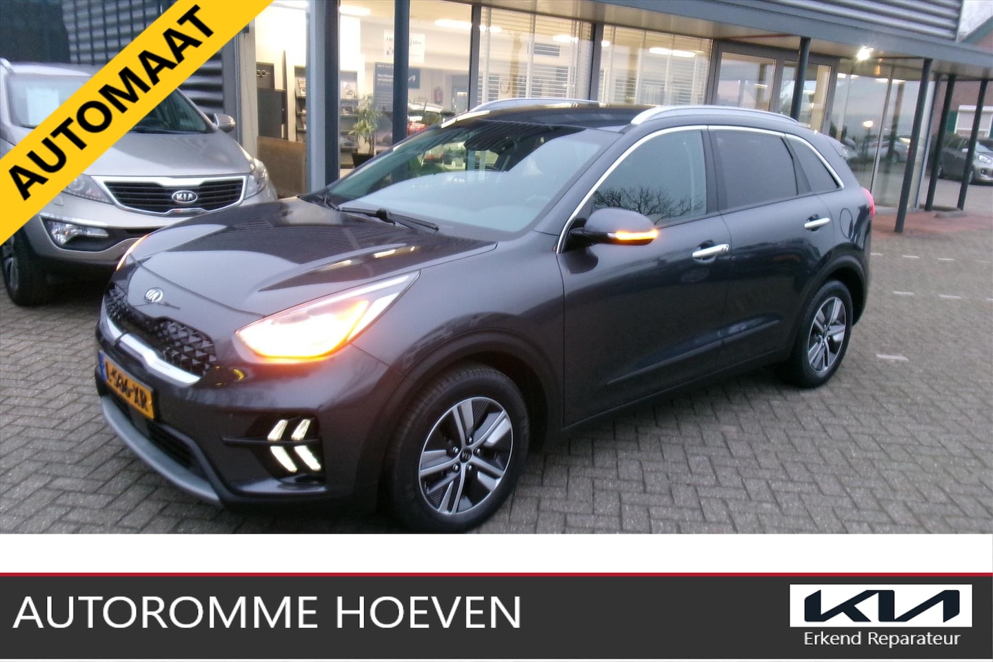 Kia Niro - 1.6 Hybrid AUTOMAAT DynamicPlusLine Luxe Leder - AutoWereld.nl