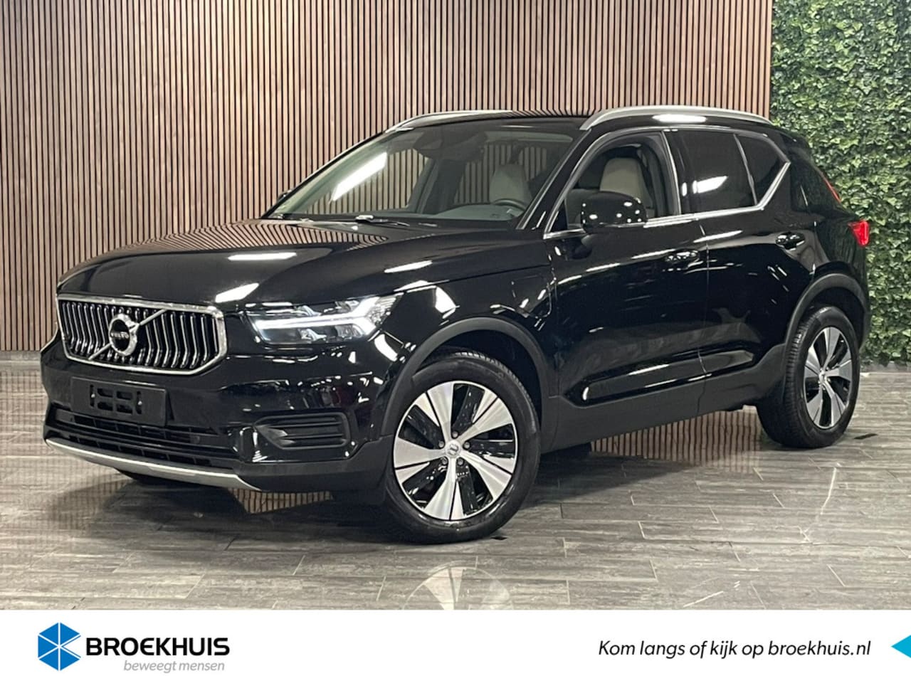 Volvo XC40 - T4 Recharge Inscription | Harman Kardon | Stoel en Stuurwielverwarming | Parkeercamera | L - AutoWereld.nl