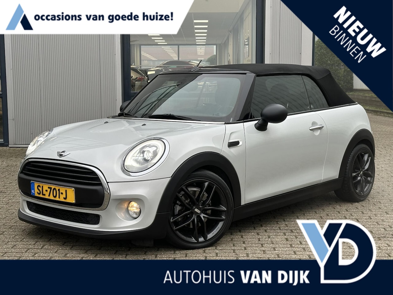 MINI Cabrio - 1.5 One | Keyless/Stoelverw./Navi/Cruise Control/15-inch/LED/Harman-Kardon - AutoWereld.nl