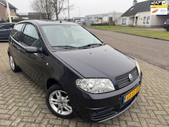 Fiat Punto - 1.2 Navigator Airco, Nieuwe APK