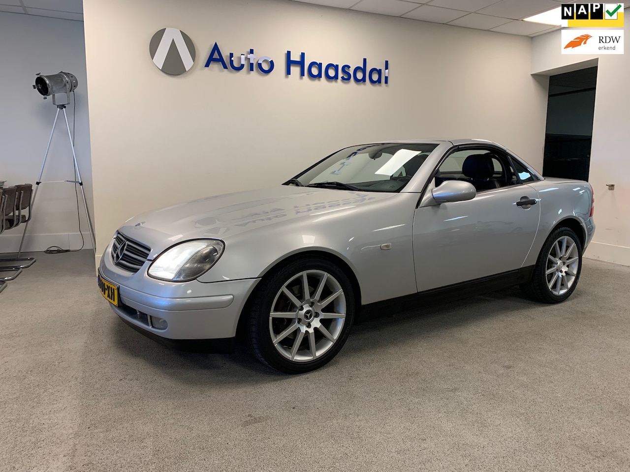 Mercedes-Benz SLK-klasse - 200|AUTOMAAT|LEDER|AIRCO|STOELVERWARMING - AutoWereld.nl