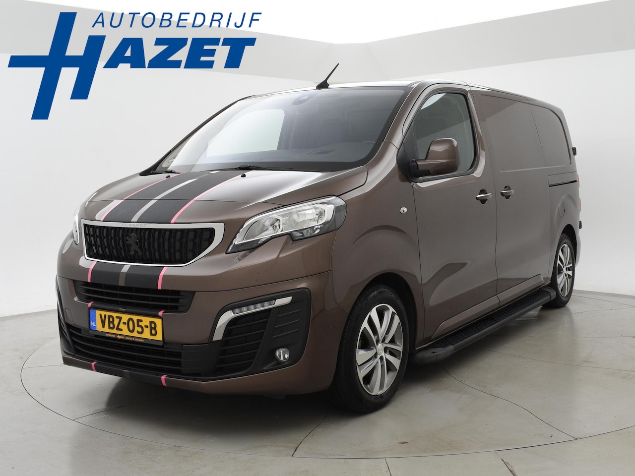 Peugeot Expert - 2.0 BLUEHDI 180 PK AUT. SPORT PREMIUM + 2 SCHUIFDEUREN | HEAD-UP | CAMERA | TREEPLANKEN - AutoWereld.nl