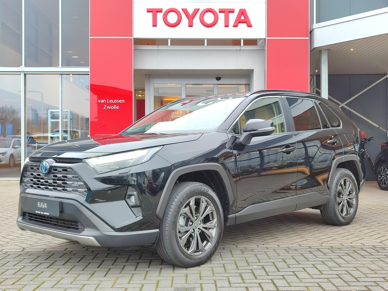 Toyota RAV4 - 2.5 Hybrid AWD Executive STOEL/STUURVERW LEDER NAVI DODEHOEKDETECTIE PARK-SENSOREN 18' LM- - AutoWereld.nl